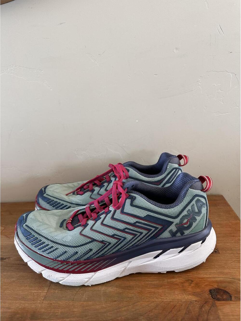 HOKA One One Clifton 4 Road Running Shoe Blue & Pink Women’s size 10D Wide - Picture 3 of 13